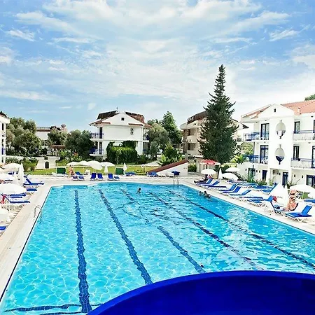 Отель Belcekum 4*