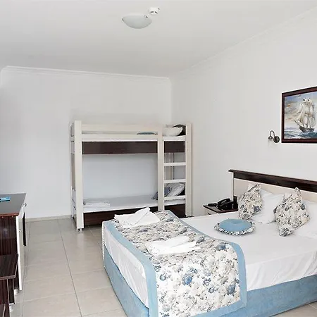 Hotel Belcekum 4*
