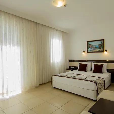 Hotel Belcekum 4*