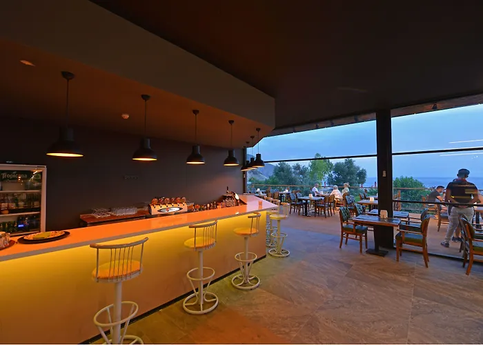 ホテル Belcekum 4*