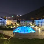 Belcekum 4* Ολουντενίζ